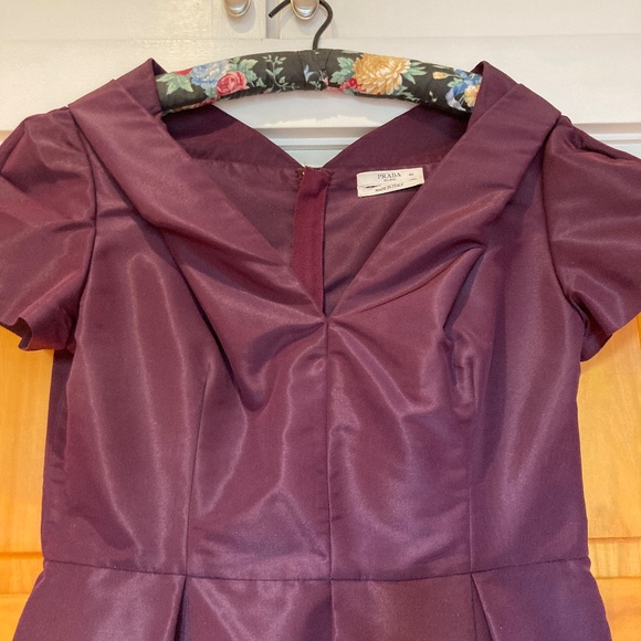 Prada Taffeta Pleated Short Sleeve Formal Plum Color Dress Size 46 Made in Italy - Picture 4 of 16